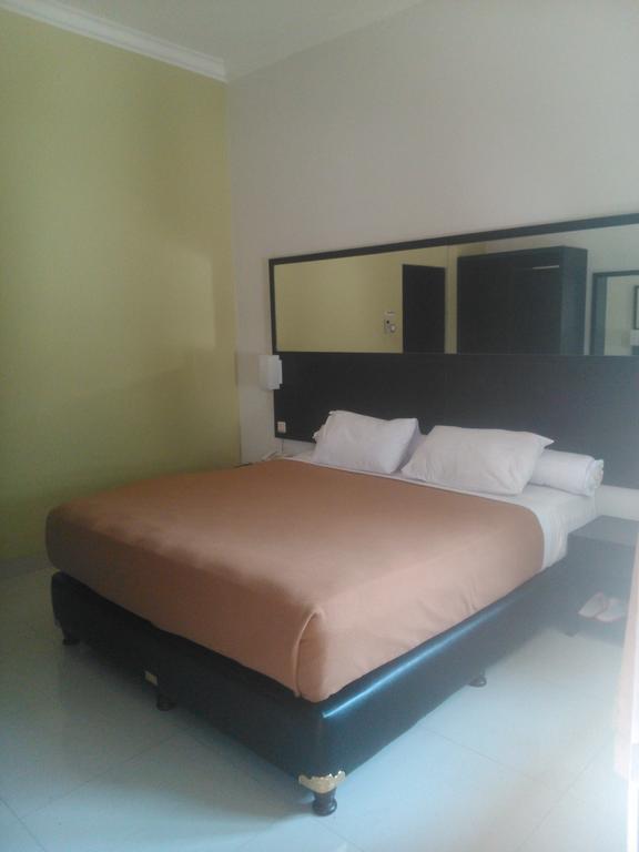 The Winner Premier Hotel Pemalang Room photo