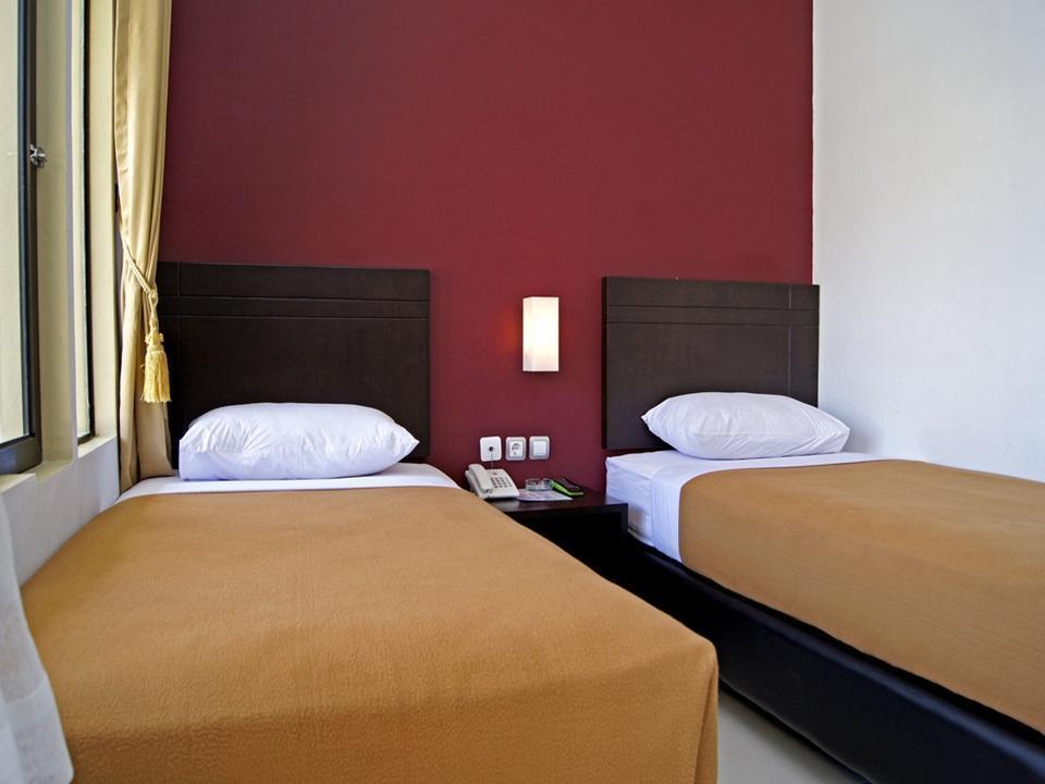 The Winner Premier Hotel Pemalang Exterior photo